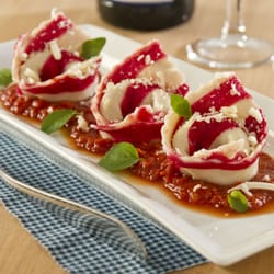 Pastifício Primo Pinheiros - Tortelloni com recheio de presunto cru com provolone e figos turcos.