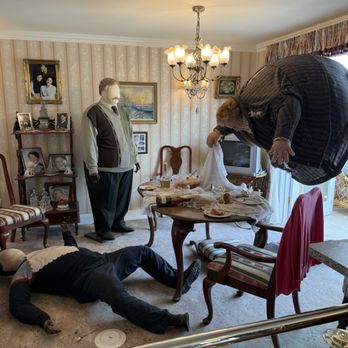 Warner Bros Studio Tour London - Tours Near Me - Leavesden, HRT Warner Bros Studio Tour London - Tours Near Me - Leavesden, HRT