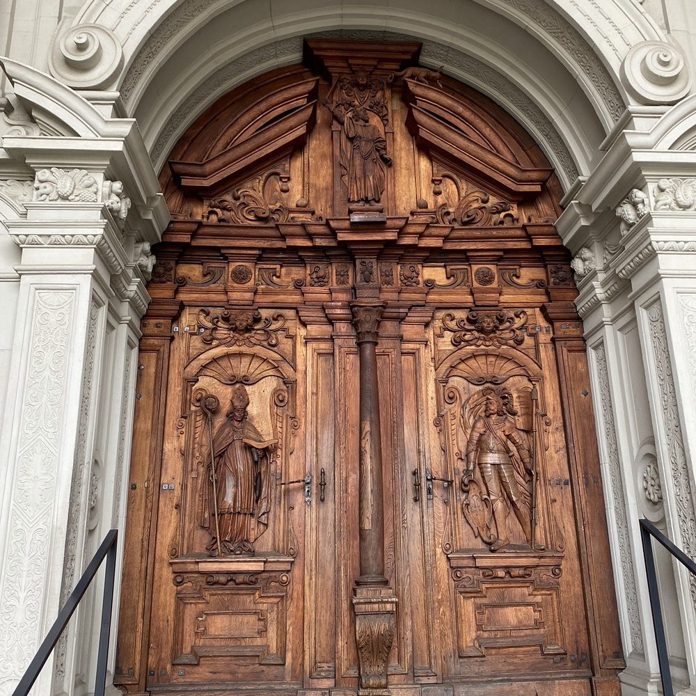 Hofkirche St. Leodegar - Entrance - Churches Near Me - Luzern, LU