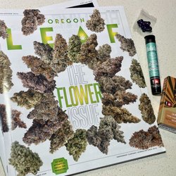 Gnome Grown - Feb & Mar '25 OREGON LEAF / GNOME GROWN PIN/NW KIND cartridge ($22.50 w/ the Saturday DEAL)/Holiday pre-roll ($11.25 w/ the Saturday DEAL)
