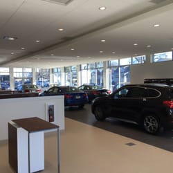 Gault Auto Sport BMW - Showroom