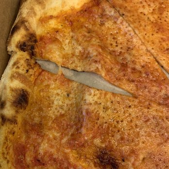 The Flying Goat - The saddest pizza I've ever seen. - Gastropubs Near Me - Spokane, Washington