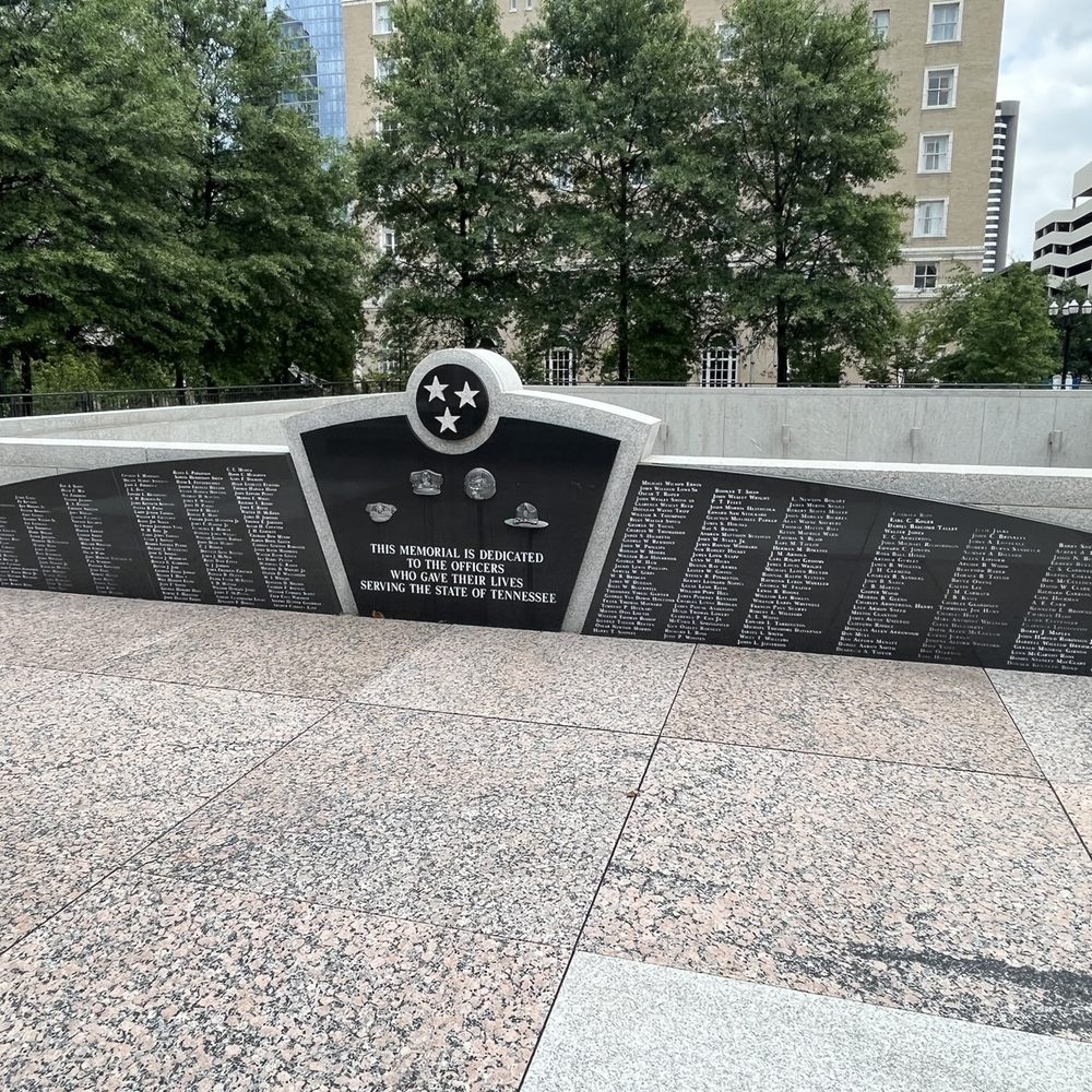 War Memorial Plaza - Landmarks & Historical Buildings Near Me - Nashville, Tennessee War Memorial Plaza - Landmarks & Historical Buildings Near Me - Nashville, Tennessee