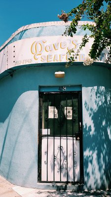 Dave's Carry-Out by null