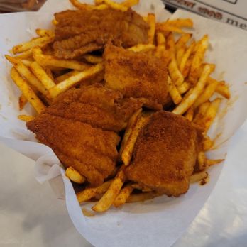 The Kickin' Crab - Fish and chips - Seafood Near Me - Montclair, California
