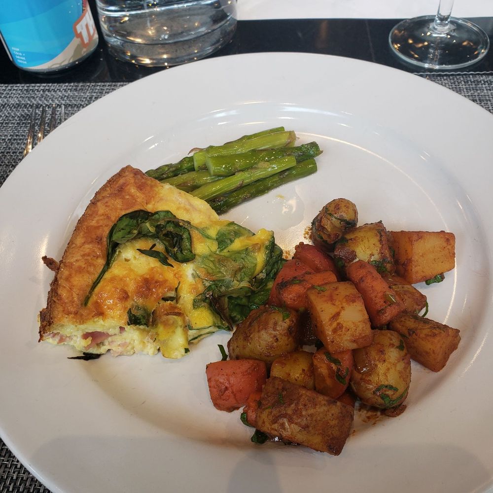 Hudson Table - Philadelphia - Ham, Gouda, and Spinach Frittata w/ Root Veggie Hash - Cooking Schools Near Me - Philadelphia, Pennsylvania Hudson Table - Philadelphia - Ham, Gouda, and Spinach Frittata w/ Root Veggie Hash - Cooking Schools Near Me - Philadelphia, Pennsylvania