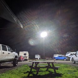 Stargazers RV Resort - Bright light