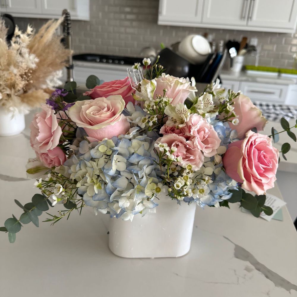 Pretty Pastels: Deluxe