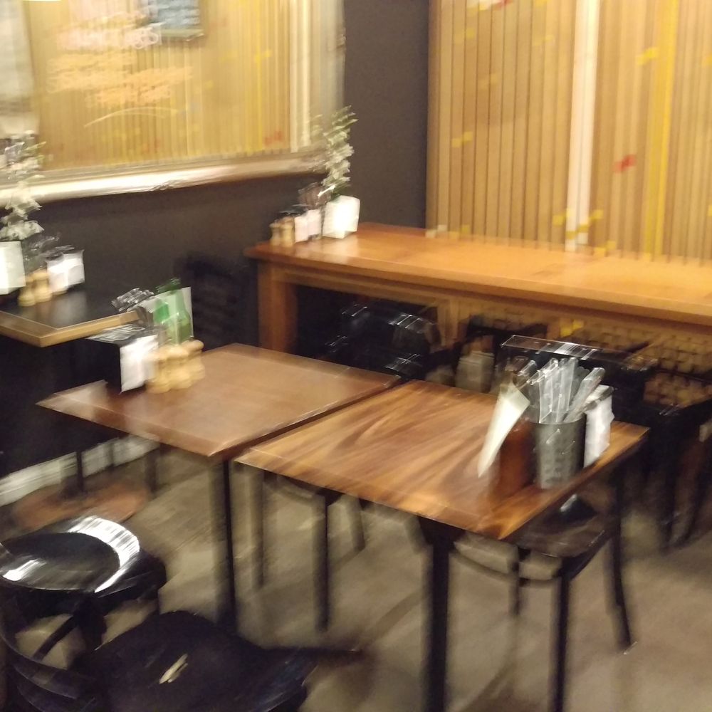 Cafe Issus - Seating - Cafes Near Me - Melbourne, VIC Cafe Issus - Seating - Cafes Near Me - Melbourne, VIC