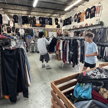 Thrift Sh!t Vintage - Used, Vintage & Consignment Near Me - Fort Lauderdale, Florida Thrift Sh!t Vintage - Used, Vintage & Consignment Near Me - Fort Lauderdale, Florida