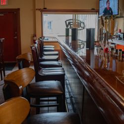 Pejza's Lydick Tavern - Pejza's Tavern. (keepsmilingphoto.com)