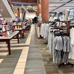 Barnes & Noble @ Georgia Tech - Inside