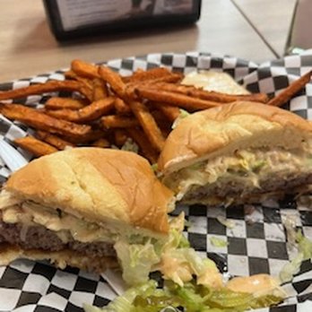 Sliders Burger - Wagu Burger and Sweet Potato Fries! YUM - Burgers Near Me - San Jose, California Sliders Burger - Wagu Burger and Sweet Potato Fries! YUM - Burgers Near Me - San Jose, California