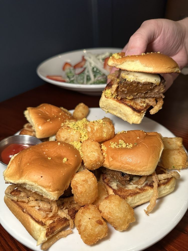 Social spots from Wood n Tap