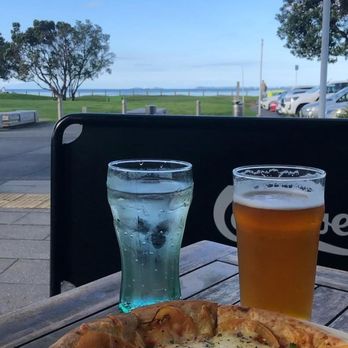 Speakers Corner - Pubs Near Me - Auckland, AUK