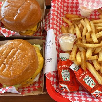 Small Cheval- Wicker Park - Two cheeseburgers, fries, and garlic aioli - Burgers Near Me - Chicago, Illinois Small Cheval- Wicker Park - Two cheeseburgers, fries, and garlic aioli - Burgers Near Me - Chicago, Illinois