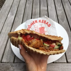 Pizzeria Capri - DönertAsche mit scharfer sauce