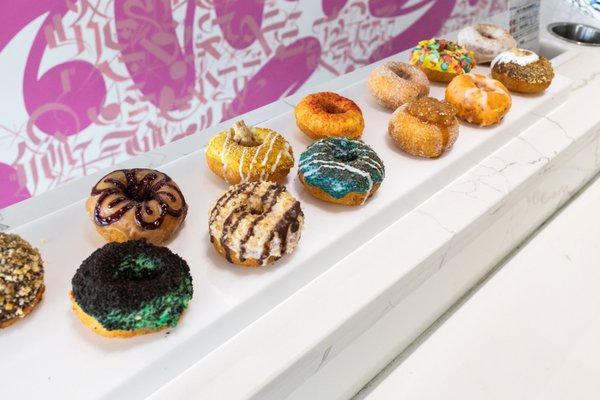 Purvé Donut Stop by null