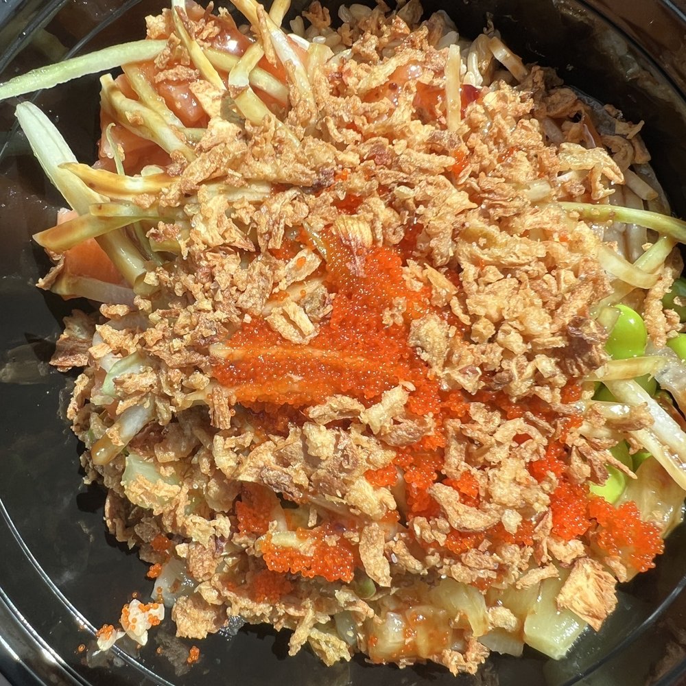 Hawaiian bowl with salmon Hawaiian bowl with salmon