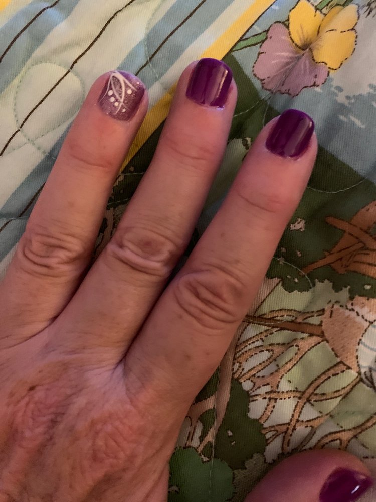 DIAMOND NAILS Updated October 2024 14 Photos & 50 Reviews 936 B