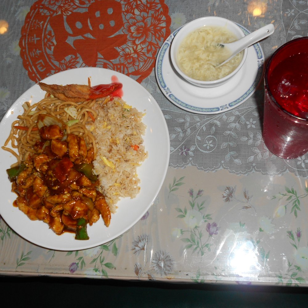 Capital China Restaurant - Curry chicken lunch special - Chinese Near Me - Dixon, California Capital China Restaurant - Curry chicken lunch special - Chinese Near Me - Dixon, California