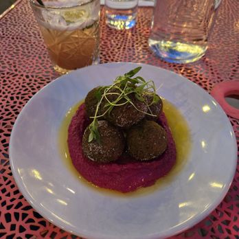 Shangri La - Falafel balls with hummus - New American Near Me - Fair Oaks, California