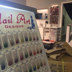 Hollywood Nails - View from my seat.