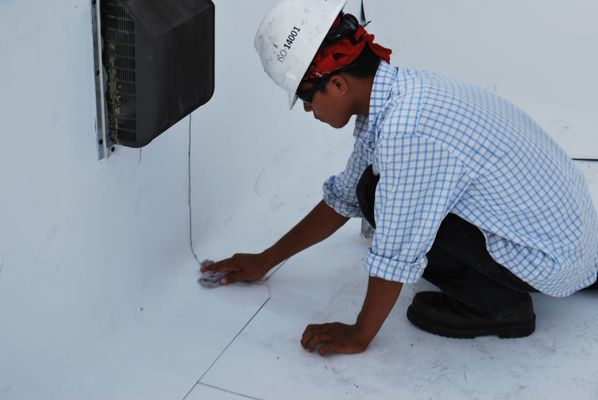 Techno Design and Build Logo