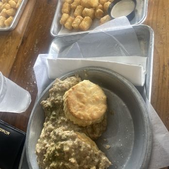 Se7enBites - Chicken and gravy - Coffee & Tea Near Me - Orlando, Florida Se7enBites - Chicken and gravy - Coffee & Tea Near Me - Orlando, Florida