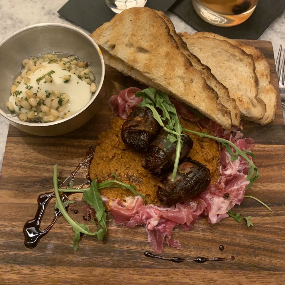 The Best 10 Restaurants near GM Renaissance Center in Detroit, MI Yelp