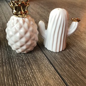 Saucy Porka - Cute little salt and pepper containers - Asian Fusion Near Me - Chicago, Illinois Saucy Porka - Cute little salt and pepper containers - Asian Fusion Near Me - Chicago, Illinois