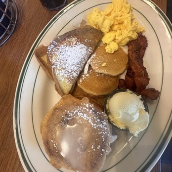 Lumberjacks Restaurant - da lumberjack sampler - New American Near Me - Susanville, California Lumberjacks Restaurant - da lumberjack sampler - New American Near Me - Susanville, California