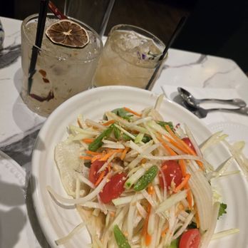 Niyom Thai Kitchen - Thai Near Me - Flushing, New York