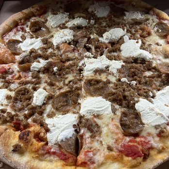 Pete's-A-Place - The Lasagna Pie - Pizza Near Me - Fort Lauderdale, Florida Pete's-A-Place - The Lasagna Pie - Pizza Near Me - Fort Lauderdale, Florida