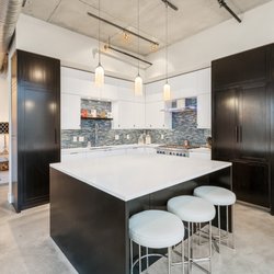 Lenore Callahan Interior Design - Kitchen Design and Remodel
