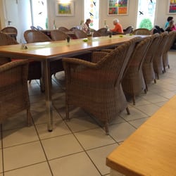 Waldcafé  Hainbachtal - Blick in den (teilbaren) Gastraum
