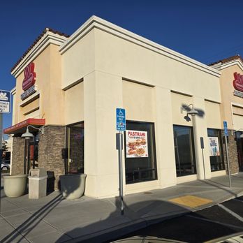 Wienerschnitzel - Hot Dogs Near Me - Temecula, California