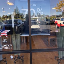 Brooks Brothers Factory Outlet - The sale
