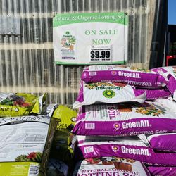 Plant and Pottery Outlet - A lot cheaper than the chain stores by $8-$9/bag