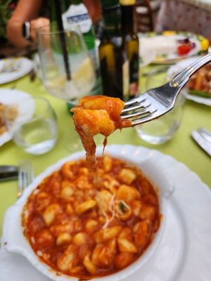 O'Parrucchiano La Favorita by null