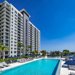 Regatta at New River - Luxury Apartment Homes