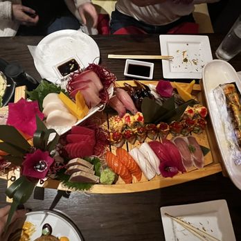 Kanpai Izakaya - party boat - Japanese Near Me - Milwaukee, Wisconsin
