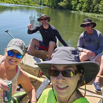 Breezewood Adventures - Friends on Potomac River - Rafting/Kayaking Near Me - Moorefield, West Virginia
