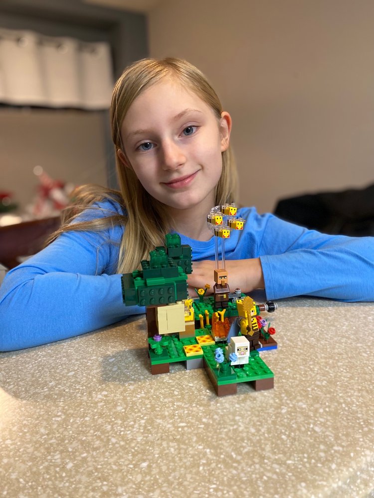 LEGO OUTLET STORE Updated August 2024 29 Photos & 18 Reviews 2700