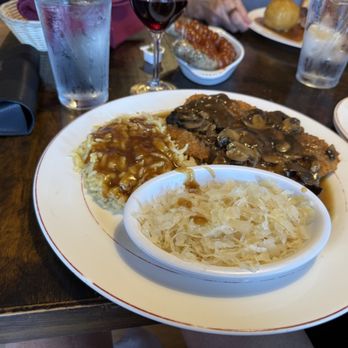 Zur Kate - Snitzel with mushroom gravy - German Near Me - Mesa, Arizona Zur Kate - Snitzel with mushroom gravy - German Near Me - Mesa, Arizona