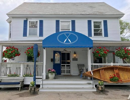 Blue Paddle Bistro by null