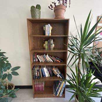 Black Sails Coffee Lounge - Books - Coffee & Tea Near Me - Citrus Heights, California