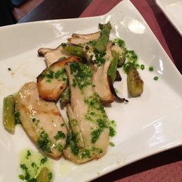 Todays special - Grilled mushrooms and asparagus