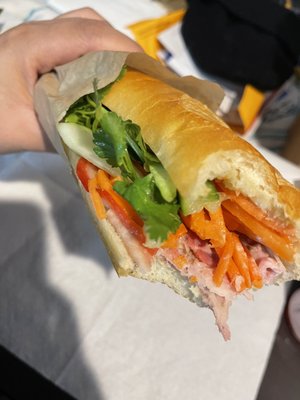 CM Banh Mi by null