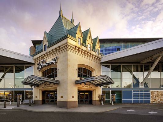 Fairmont Vancouver Airport by null